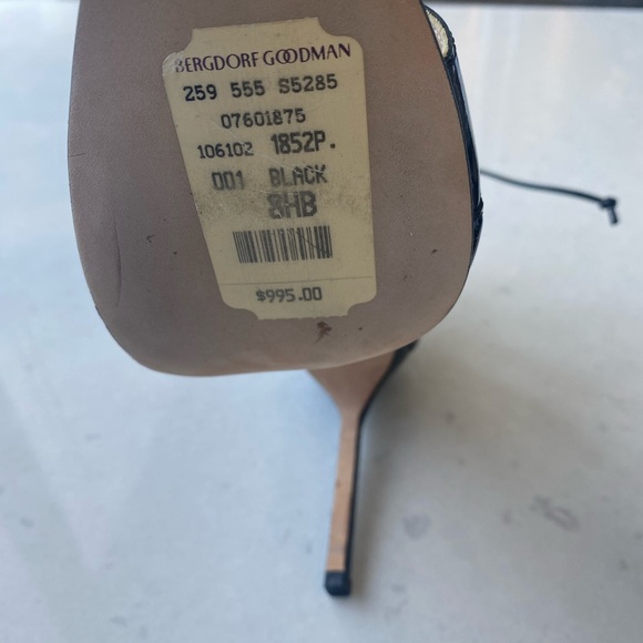 Manolo Blahnik Patent Leather Strappy Sandal Size 8 / 38 - Picture 7 of 12